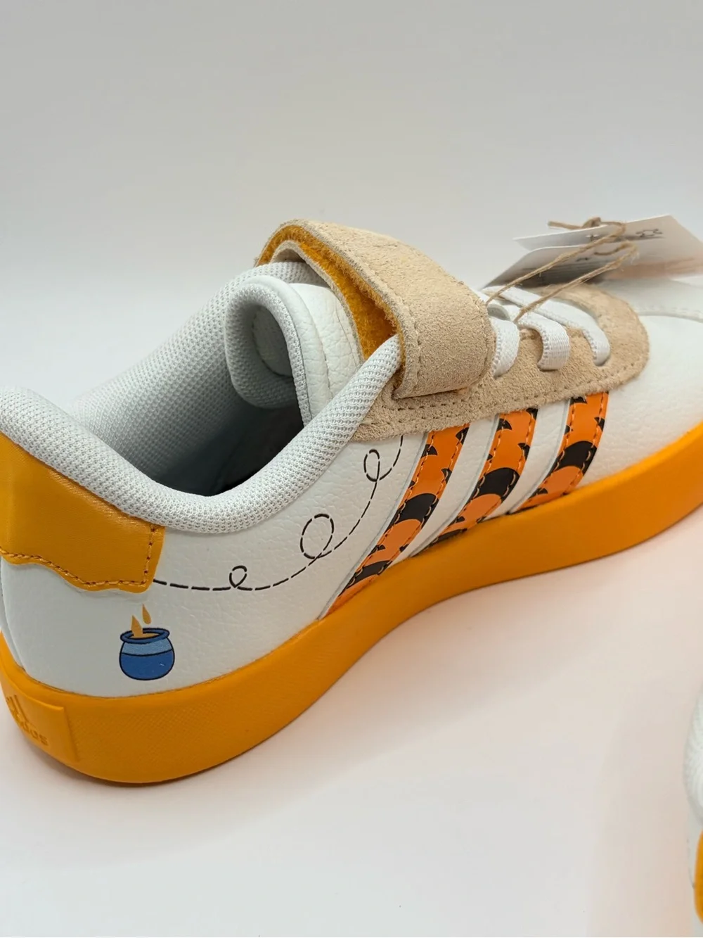 Adidas VL Court Kids Winnie EL White & Yellow Tigger Sneakers - Velcro Closure
